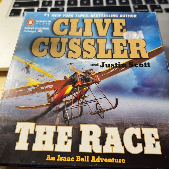 Audiobook "The Race" by Justin Scott and Clive Cussler unabridged 9 disc set - Picture 2 of 3